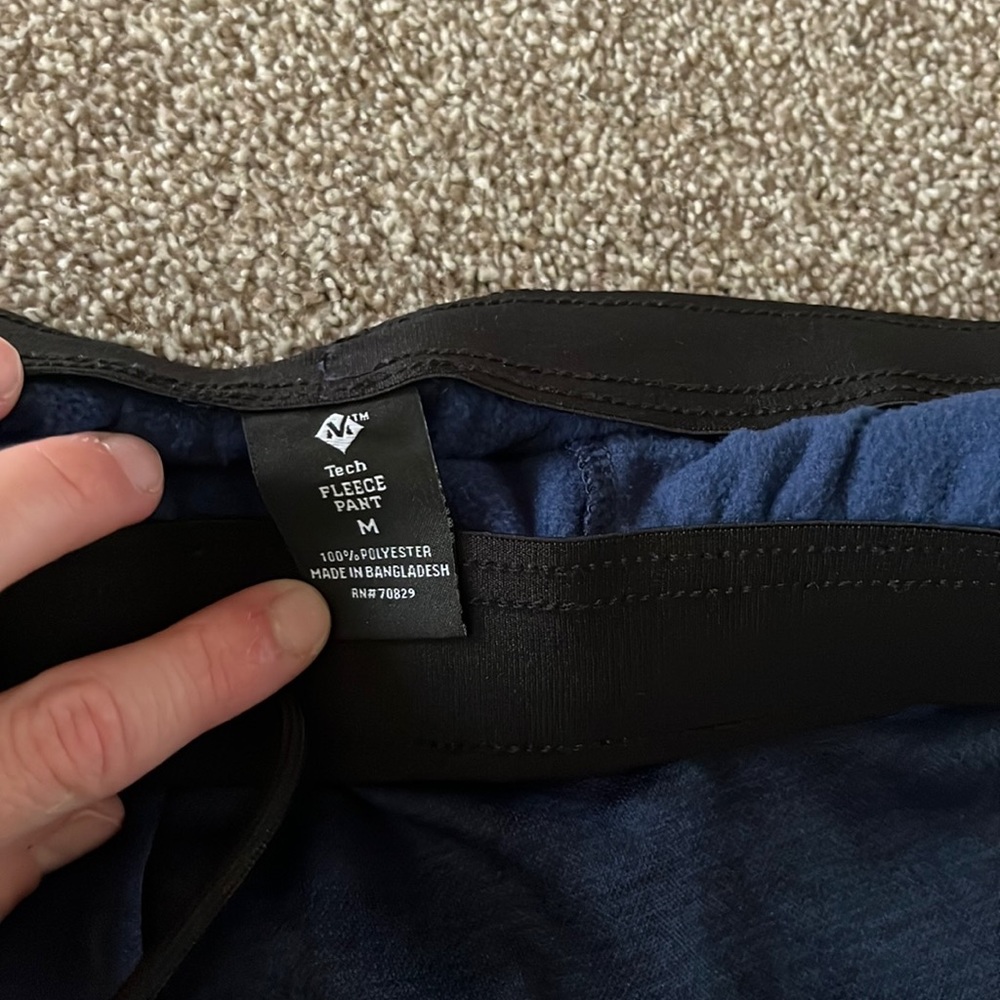 Men Tech Fleece medium sweat pants, navy blue
